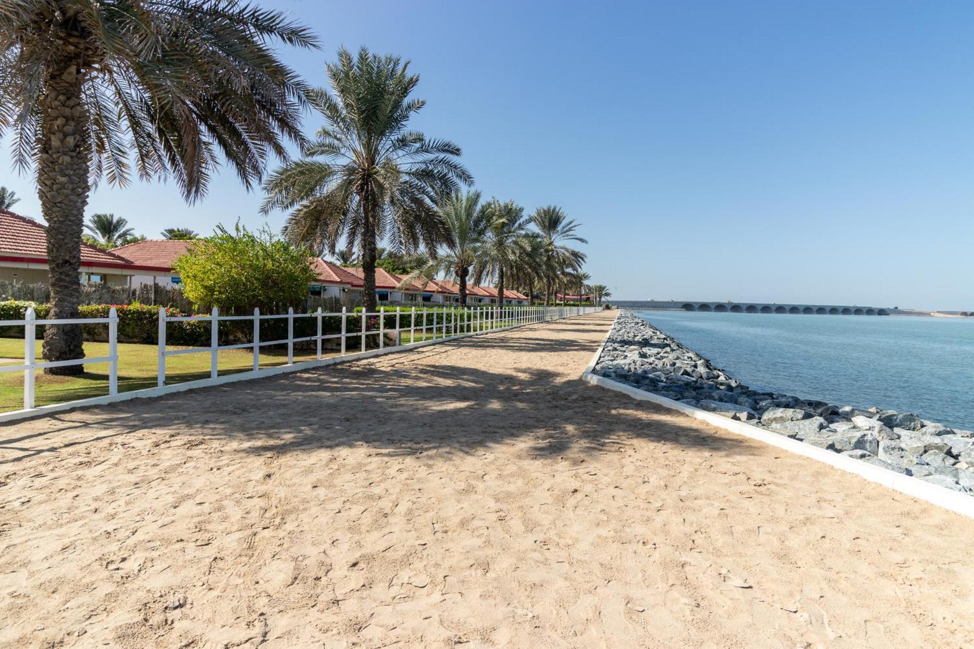 Barracuda Resort Umm al-Kuvajn Exteriér fotografie